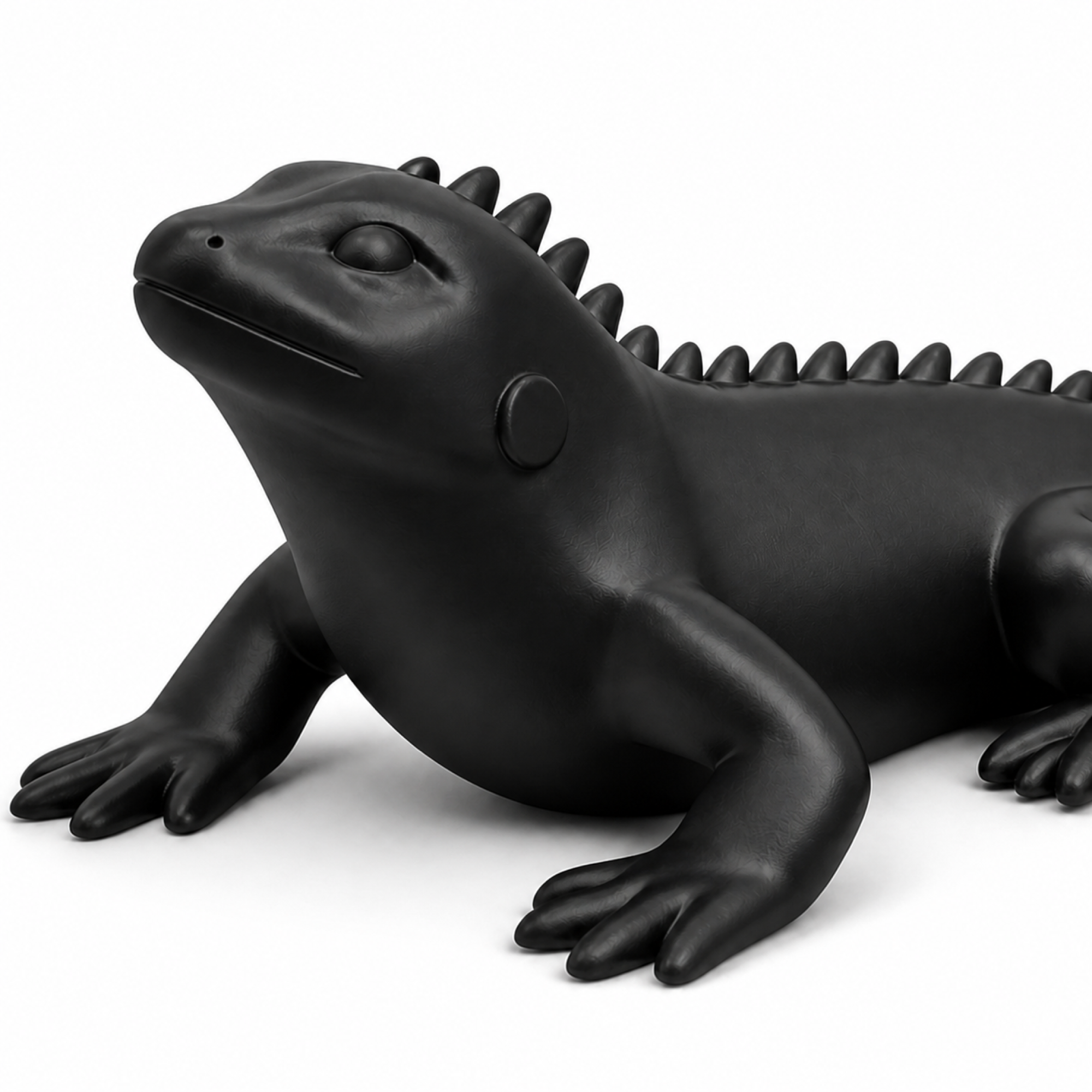 Iguana Art Object - Black