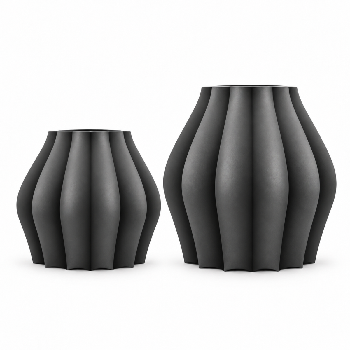 Marovique Vase Large – black front scale comparison medium large marovique vase