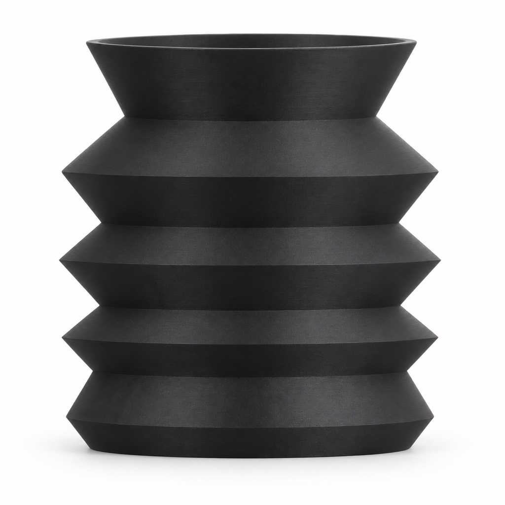 Bresivelle Vase Large – black front view bresivelle vase large