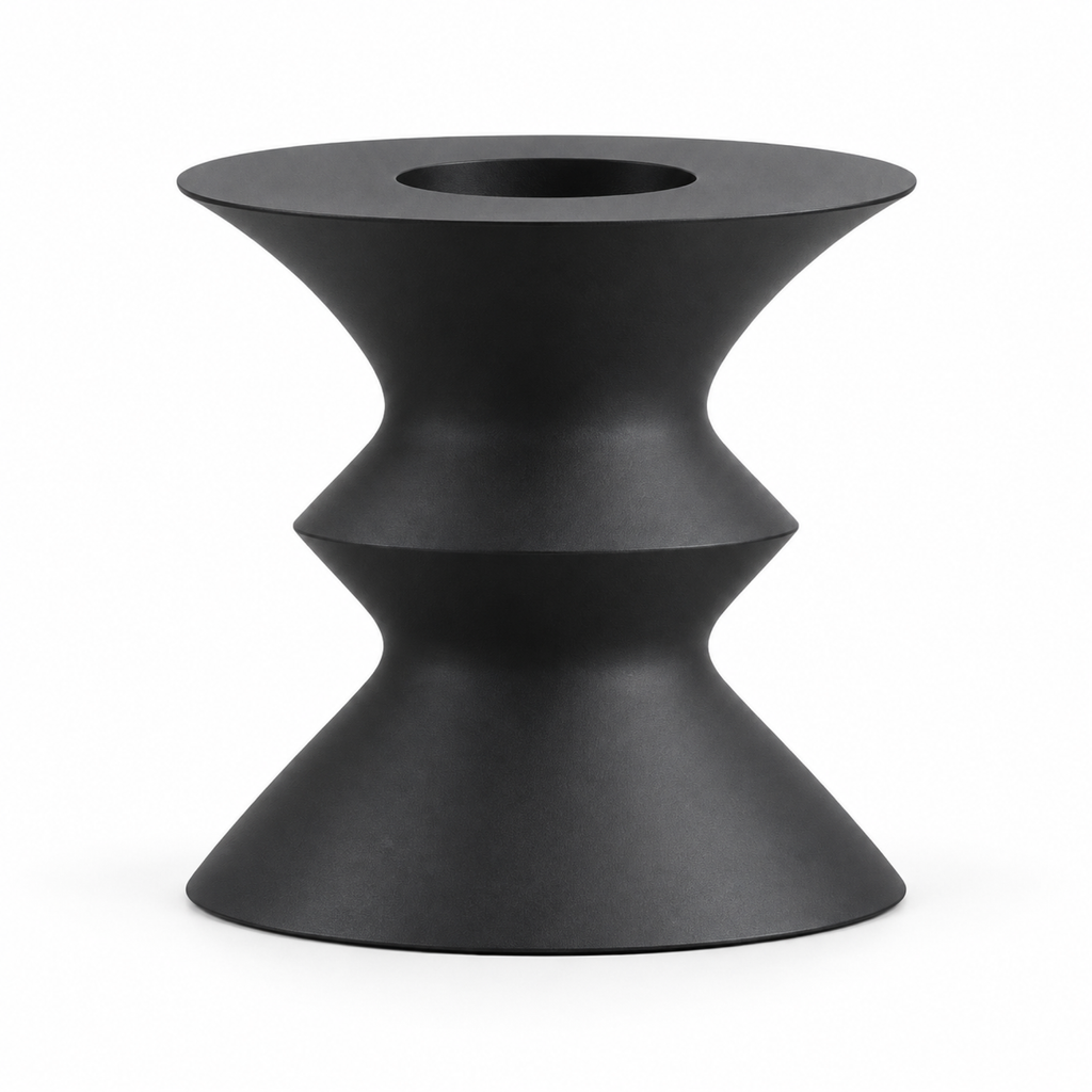 Valenora Vase Medium – black front view valenora vase