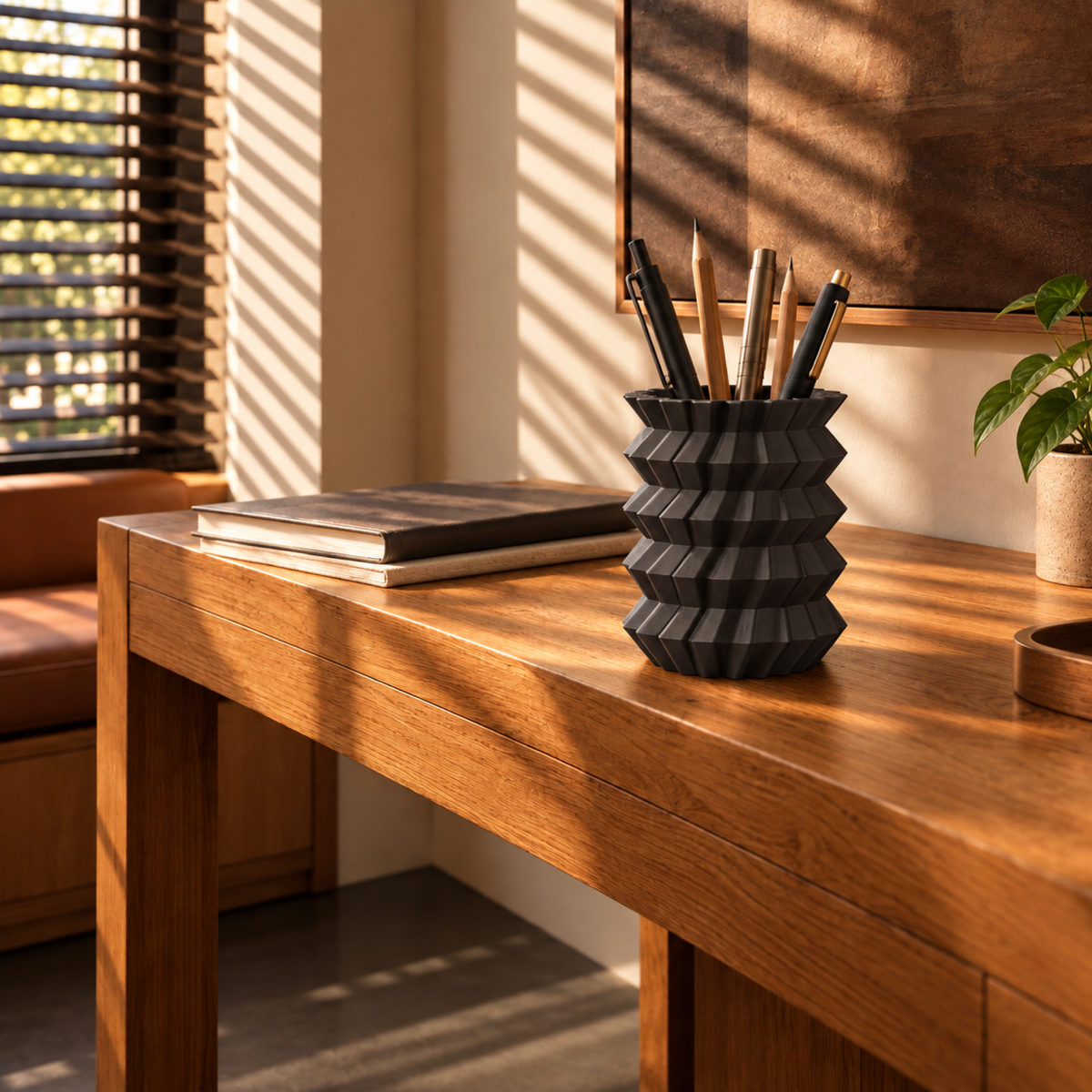 Amandera Pen Holder – black lifestyle warm workbench amandera pen holder