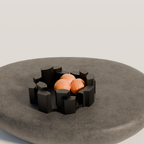 Fiastra Marova Fruit Bowl - Black - marova fruitschaal zwart sfeerbeeld sokkel 2