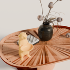 Fiastra Meerkat Key Holder - Yellow - meerkat geel sfeerbeeld tafel 2