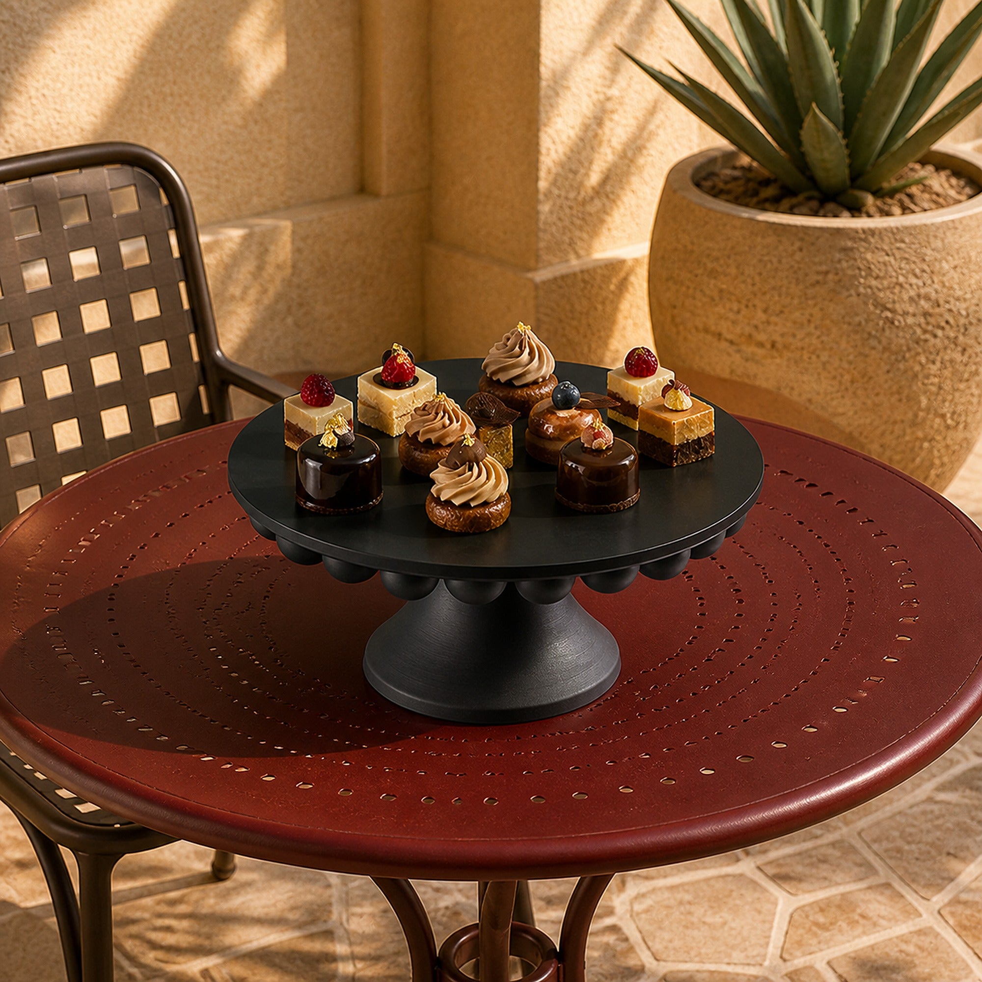 Numana Cake Stand (plexiglas) - Black