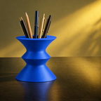 Valenora Pen Holder – royal blue lifestyle golden minimal valenora pen holder