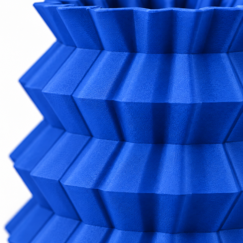 Amandera Vase Medium – royal blue macro structure amandera vase
